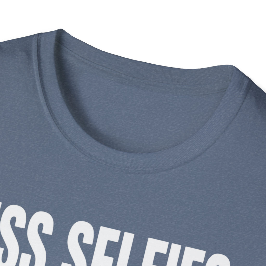 Less selfies T-Shirt